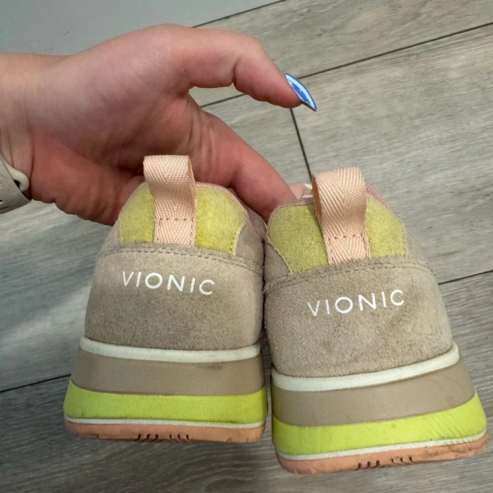 Vionic Women’s Rechelle Nude Leather Retro Colorful Casual Lace-Up Sneakers - Picture 6 of 6